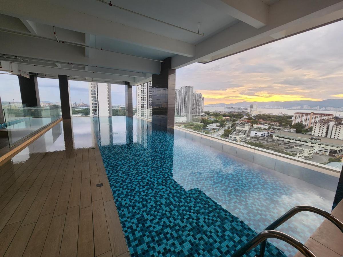 Praicon Tower - Premium Suite Butterworth Dış mekan fotoğraf