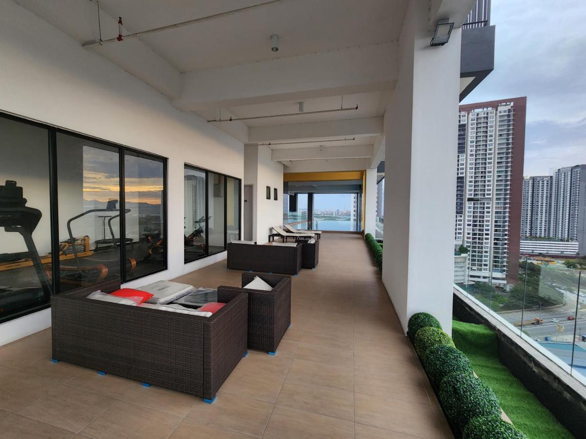 Praicon Tower - Premium Suite Butterworth Dış mekan fotoğraf