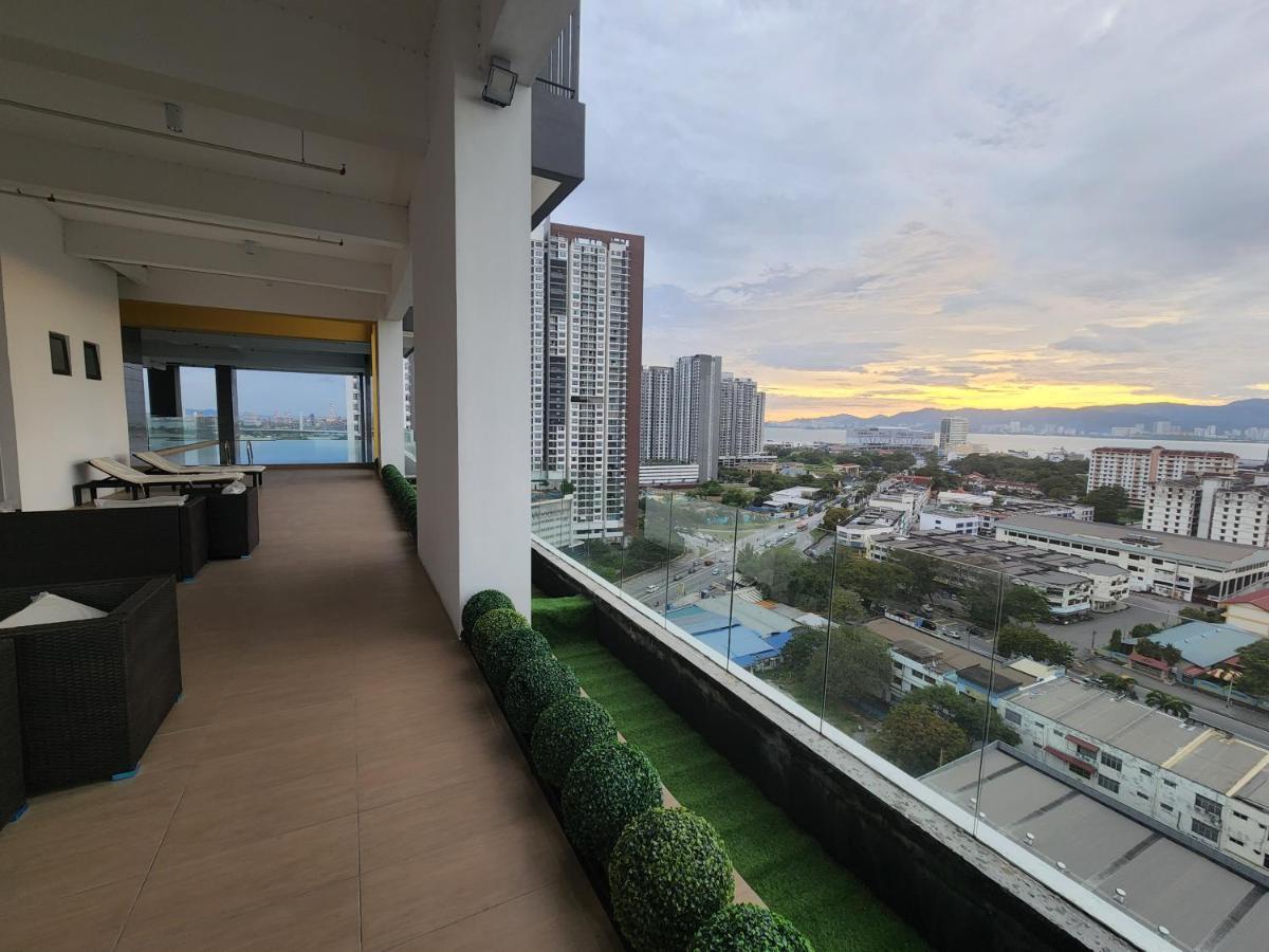Praicon Tower - Premium Suite Butterworth Dış mekan fotoğraf