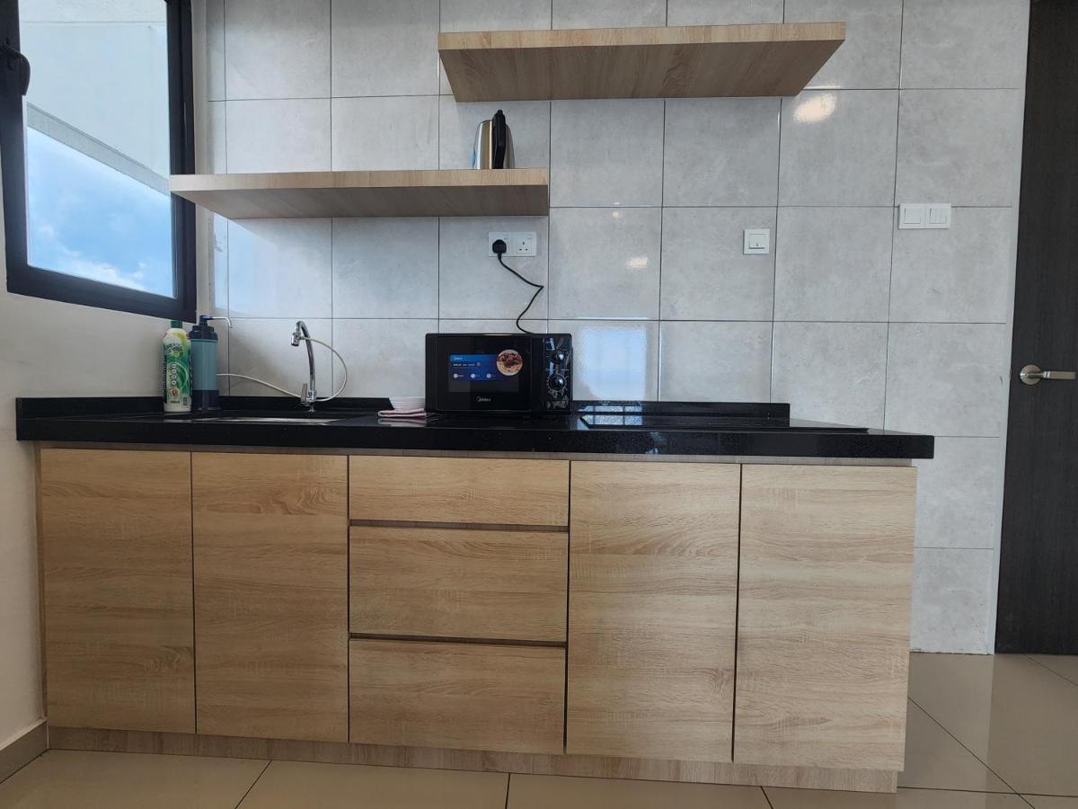 Praicon Tower - Premium Suite Butterworth Dış mekan fotoğraf
